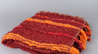 Decken- Kissen- Schals