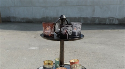 Etagère, Podeste und Säulen