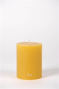 Rustic Zylinderkerze, 13cm x Ø100mm, ocker Rustic Zylinderkerze, 13cm x Ø100mm, ocker