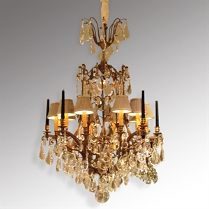 Lampe hängend, elektrisch & mit Kerzen Lampe hängend, elektrisch & mit Kerzen