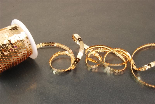 Band 20m/ 6mm, Pailletten, altgold Band 20m/ 6mm, Pailletten, altgold