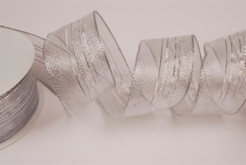 Band 20m/ 40mm, Streifen im Tüll, silber Band 20m/ 40mm, Streifen im Tüll, silber