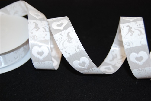 Band 20m/ 25mm, Heart & Ornament, weiss Band 20m/ 25mm, Heart & Ornament, weiss