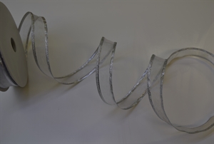 Band 25m/ 15mm, Organza mit Lurexkante, weiss Band 25m/ 15mm, Organza mit Lurexkante, weiss