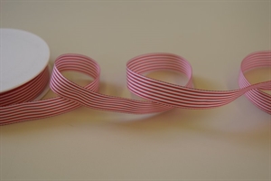 Band 20m/ 15mm, Längsstreifen, rot Band 20m/ 15mm, Längsstreifen, rot