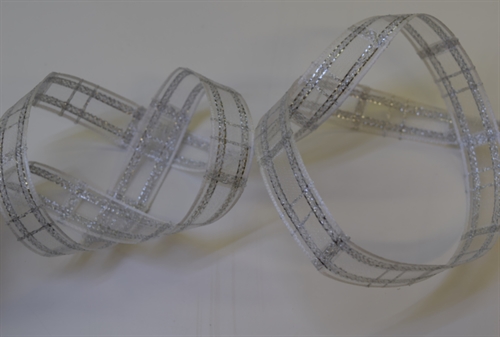 Band 25m/ 15mm, Karo Lurex, silber Band 25m/ 15mm, Karo Lurex, silber