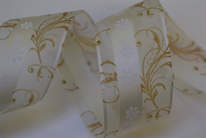 Band 20m/ 40mm, Fantasie mit Blumen, ecru Band 20m/ 40mm, Fantasie mit Blumen, ecru