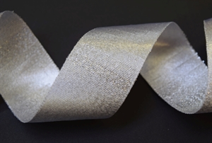 Band 25m/ 40mm, Lurex in Satin, weiss Band 25m/ 40mm, Lurex in Satin, weiss