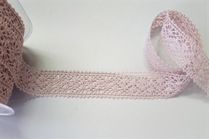 Band 20m/ 22mm, Häkel-Spitzenborte, altrosa Band 20m/ 22mm, Häkel-Spitzenborte, altrosa