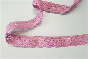 Band 15m/ 20mm, Häkel-Spitzenborte ass, rosa Band 15m/ 20mm, Häkel-Spitzenborte ass, rosa