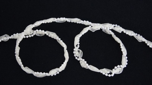 Band 10y/ 10mm, Rose-perl garland, cream Band 10y/ 10mm, Rose-perl garland, cream
