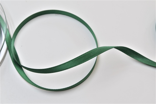 Band 25m/ 07mm, Double face Satin, dgrün Band 25m/ 07mm, Double face Satin, dgrün