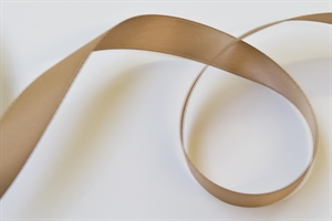 Band 25m/ 15mm, Double face Satin, leber Band 25m/ 15mm, Double face Satin, leber