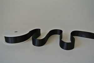 Band 25m/ 25mm, Double face Satin, schwarz Band 25m/ 25mm, Double face Satin, schwarz