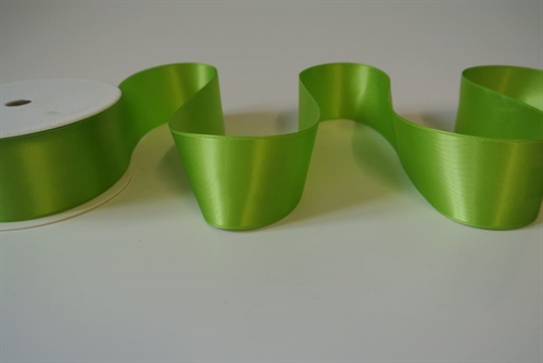 Band 25m/ 40mm, Double face Satin, lindengrün Band 25m/ 40mm, Double face Satin, lindengrün