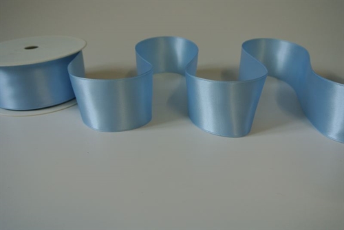 Band 25m/ 40mm, Double face Satin, lichtblau Band 25m/ 40mm, Double face Satin, lichtblau