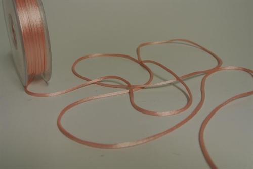 Band 25m/ 2mm, Seiden-Cord, hlachs Band 25m/ 2mm, Seiden-Cord, hlachs