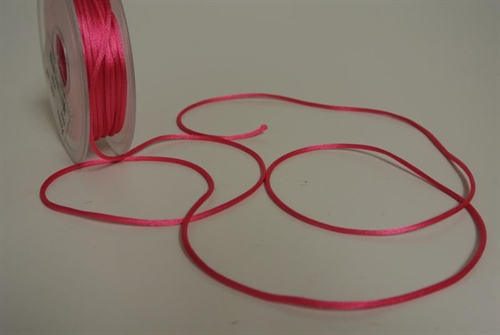 Band 25m/ 2mm, Seiden-Cord, fuchsia Band 25m/ 2mm, Seiden-Cord, fuchsia