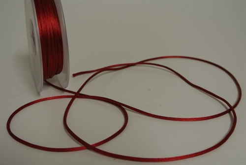 Band 25m/ 2mm, Seiden-Cord, bordeaux Band 25m/ 2mm, Seiden-Cord, bordeaux