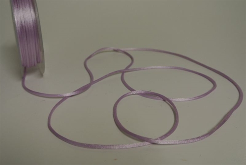 Band 25m/ 2mm, Seiden-Cord, lila Band 25m/ 2mm, Seiden-Cord, lila