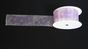 Band 20m/ 40mm, Tüll mit Blumen, lila Band 20m/ 40mm, Tüll mit Blumen, lila