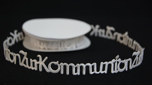 Band 10y/ 25mm, ZurKommunion 58x klebend, weiss Band 10y/ 25mm, ZurKommunion 58x klebend, weiss