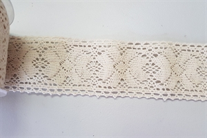 Band 10m/ 46mm, Häkel-Spitzenborte, ecru Band 10m/ 46mm, Häkel-Spitzenborte, ecru