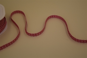 Band 25m/ 6mm, Fischgrat, rot Band 25m/ 6mm, Fischgrat, rot