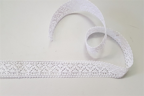 Band 10m/ 22mm, Häkel-Spitzenborte, weiss Band 10m/ 22mm, Häkel-Spitzenborte, weiss