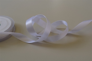 Band 25m/ 15mm, Satin light, weiss Band 25m/ 15mm, Satin light, weiss