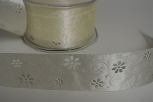 Band 20m/ 40mm, Open Flower, ecru Band 20m/ 40mm, Open Flower, ecru