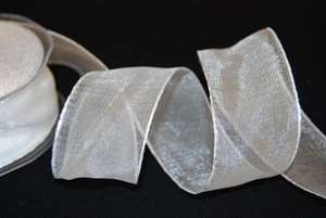 Band 25m/ 40mm, Organza/ Häkelkanten, weiss Band 25m/ 40mm, Organza/ Häkelkanten, weiss