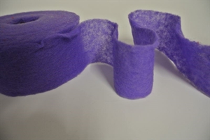 Band 15m/ 70mm, Naturwollvlies, lila Band 15m/ 70mm, Naturwollvlies, lila