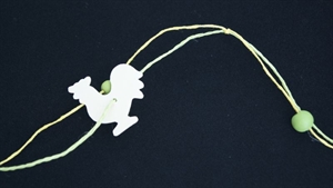 Girlande 5m/ 30mm, Holzhuhn & -Perlen, gelb Girlande 5m/ 30mm, Holzhuhn & -Perlen, gelb