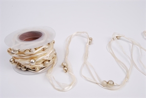 Girlande 10m/ 20mm, Kugeln & Band, gold Girlande 10m/ 20mm, Kugeln & Band, gold