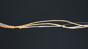 Girlande 10m/ 5mm, 3x Schnur/-Holzperlen, orange Girlande 10m/ 5mm, 3x Schnur/-Holzperlen, orange