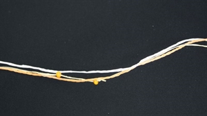 Girlande 10m/ 5mm, 3x Schnur/-Holzperlen, orange/gelb Girlande 10m/ 5mm, 3x Schnur/-Holzperlen, orange/gelb