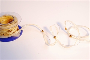 Girlande 10m/ 10mm, Organza mit Perlen, ecru Girlande 10m/ 10mm, Organza mit Perlen, ecru