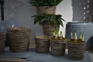 BlumenTopf, Zement Benjeshecke Ø14x H13cm, natur BlumenTopf, Zement Benjeshecke Ø14x H13cm, natur