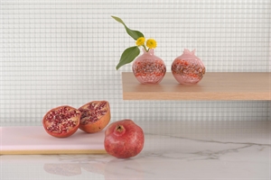 Glasvase, Excitement - Ø8.3x H8.5cm, strawberry Glasvase, Excitement - Ø8.3x H8.5cm, strawberry