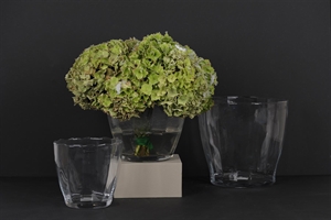 Glasvase, Facetta konisch Ø19x H18cm, klar Glasvase, Facetta konisch Ø19x H18cm, klar