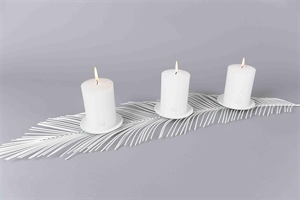 Kerzenständer, Metallfeder L84x 12x H1.5cm, weiss Kerzenständer, Metallfeder L84x 12x H1.5cm, weiss