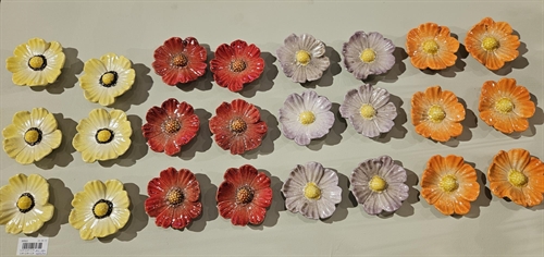 Fiori, Keramik Mix Ø7.8x 2.8cm, 4-colour Fiori, Keramik Mix Ø7.8x 2.8cm, 4-colour