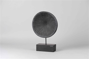 Disc-Objekt, Holz - L30x 10x H45cm, burned Disc-Objekt, Holz - L30x 10x H45cm, burned