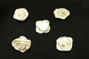 Deco, 25mm Satinblume mit Perle, creme Deco, 25mm Satinblume mit Perle, creme
